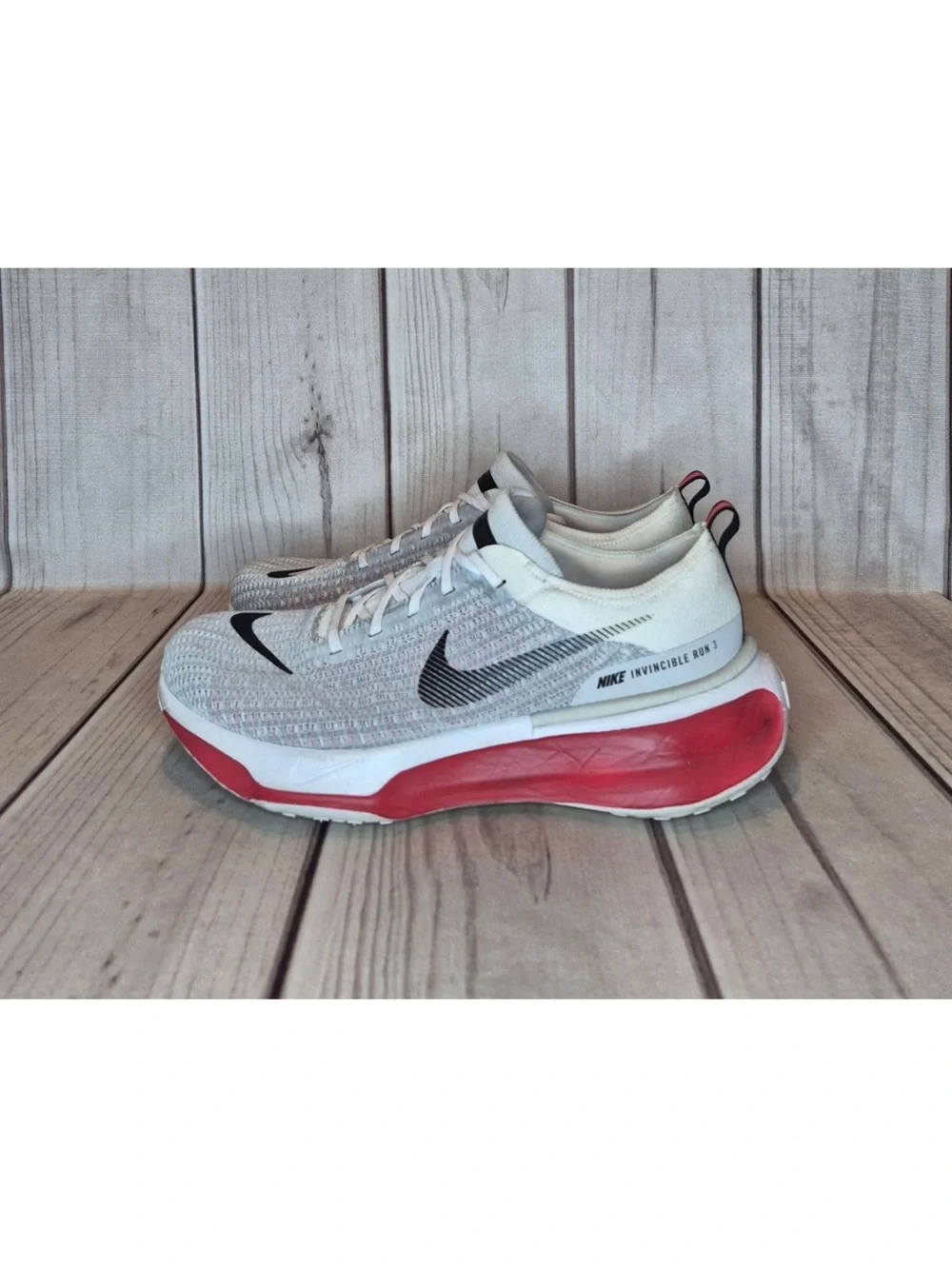 Nike ZoomX Invincible Run Flyknit 3 Men's Size 15 Shoes Cement Grey Fire Red